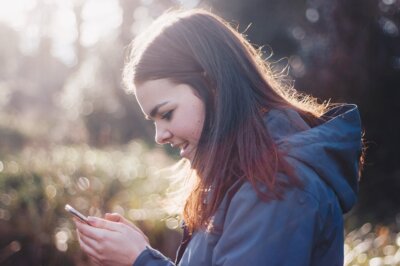 4 overwegingen bij het uitzoeken van een nieuwe smartphone voor je tiener